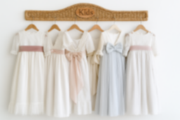 Vestidos de Comunión Baratos de Eva Martínez Artesanía y Miguel Serrano | Outlet Kids Moda Infantil